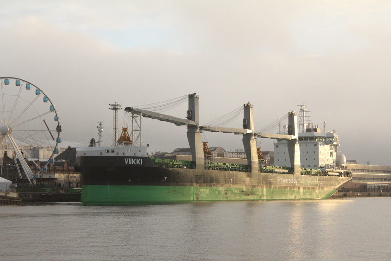 ESL Shippingin uusi LNG-käyttöinen irtolastialus M/S Viikki aloitti liikennöinnin Itämerellä